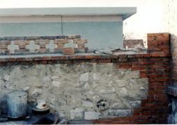 馮海娟家被豐潤區公安局拆毀的西院牆