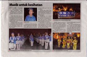 '馬來西亞馬來報章《Sinar Harian》於二零一零年九月四日，以彩色圖文並茂報導了學員在國慶月的演出，其中包括法輪功的介紹。'