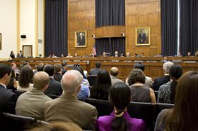 美國國會眾議院外交委員會在國會山舉行「調查中國的威脅，第二部份：侵犯人權、酷刑、失蹤」聽證會