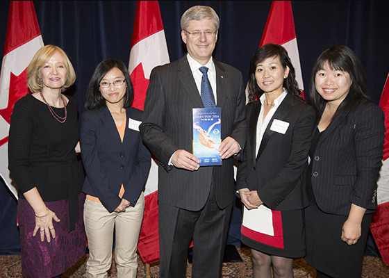 2014神韻將臨 加拿大總督總理及多位聯邦部長祝賀