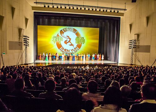 神韻藝術團第八度訪台，成為台灣藝文界年度最大盛事。