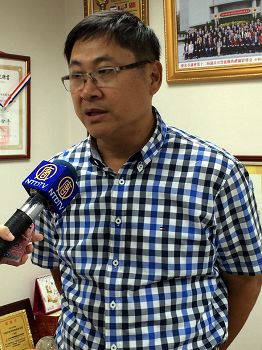 陳建銘議員表示聲援訴江大潮，將引起國際社會的重視，讓中共不敢為所欲為。