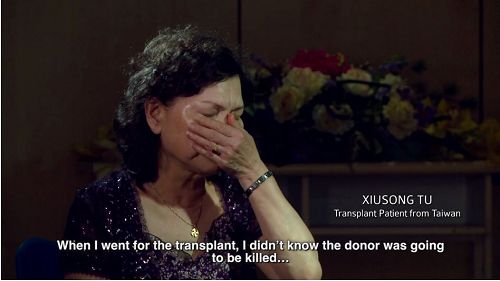 一名去中國大陸進行腎移植手術的患者當知道她的手術成功背後意味著一名法輪功學員被殺害時，她非常痛苦。