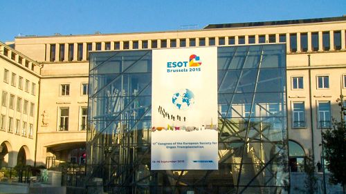 布魯塞爾舉行了第十七屆歐洲國際器官移植大會會場外