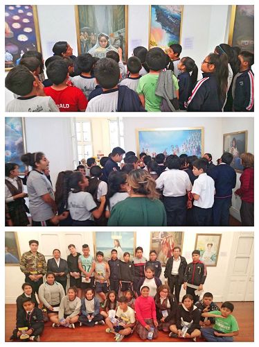 '圖1：「真善忍國際藝術美展」在秘魯首都利馬市胡安帕拉德而理耶戈文化中心展出。蒙特羅貝爾納利斯（Colegio