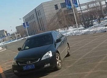 遼源610派的車在吉林女子監獄監區門前等待劫持