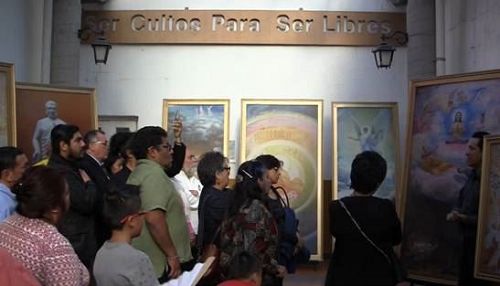 '圖3　三月十九日在巴裏奧斯文化館舉辦的畫展'