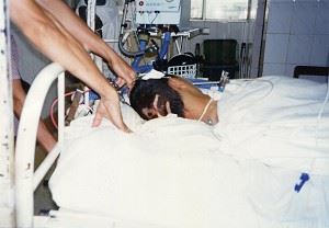 '饒卓元臨終前在廣州花都市人民醫院，後腦勺有一個血腫的傷口'
