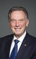 '圖5：加拿大國會議員肯特（Peter Kent）'