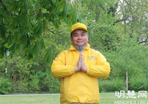 '圖4：鄧維俊感恩李洪志師父賦予他健康的生命和積極的人生態度'