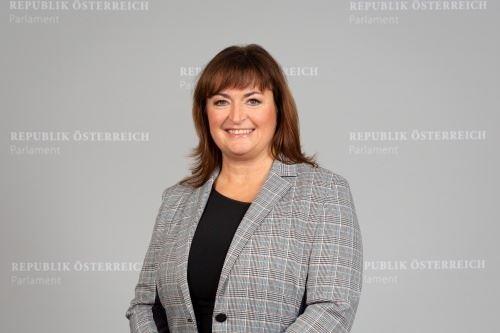'圖3：奧地利的社會民主黨國會議員佩特拉﹒維默爾 （Petra Wimmer）'