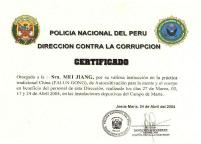 秘魯廉政公署頒發證書表彰法輪功學員的奉獻精神