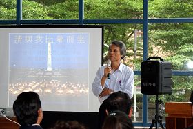 東華大學特教系教授洪清一到場祝賀法輪大法弘傳二十週年