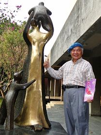 知名雕塑家鄭春雄先生盛讚神韻是藝術的頂尖