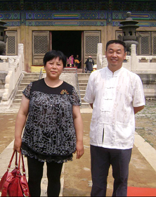 鄭祥星被迫害前夫妻倆2011年的照片