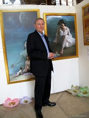 英國皇家藝術協會成員格雷厄姆•梅蘭比表示真善忍美展作品帶給他啟迪