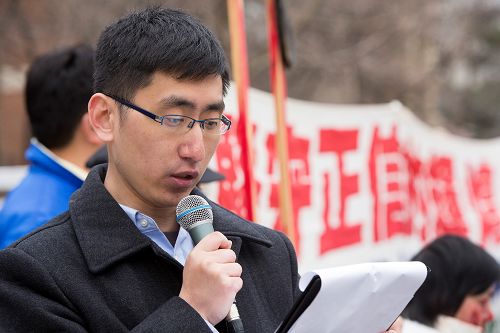 圖8：新學員李喆為仍然在中國大陸受迫害的父親呼籲