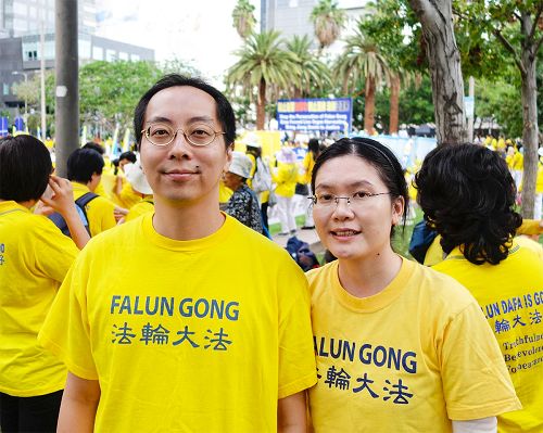 圖3：來自台灣的吳先生是台灣大學大氣科學研究所的博士，目前在一家媒體公司的資訊部門工作，他跟隨同為大學教授的雙親修煉法輪功已經十七年。