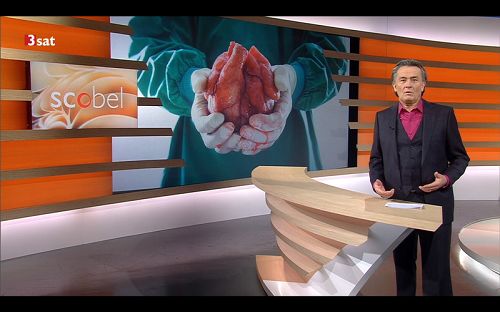 德國著名電視主持人斯戈伯在以他姓氏命名的訪談節目中，與專家探討中國發生的器官活摘真相。