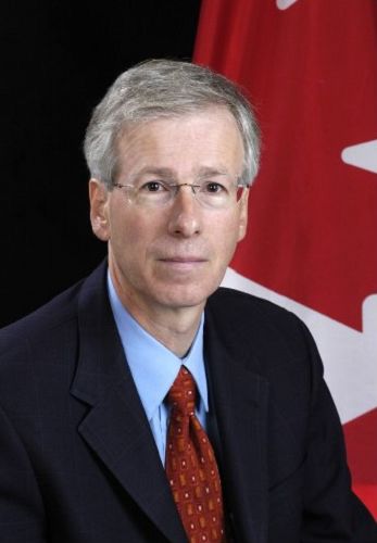 圖：加拿大外交部長斯蒂文•迪翁（Stephane Dion）表達對迫害法輪功的關注。