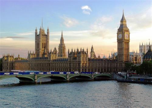 英國議會大廈（網絡圖片）