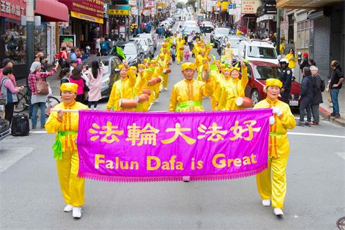 '圖4～23：舊金山舉行遊行，慶祝三億中國人三退'