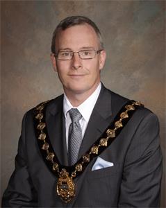 圖11：安省奧沙華（Oshawa）市長約翰亨利（John
