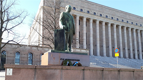 圖：芬蘭國會大廈