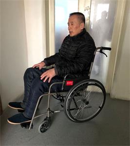 '劉宏偉被迫害坐輪椅'