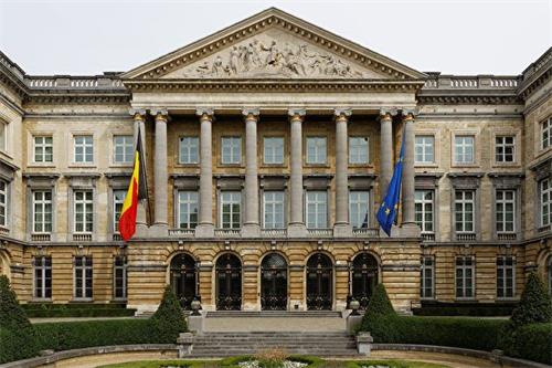 '圖：位於比利時首都布魯塞爾的聯邦議會'
