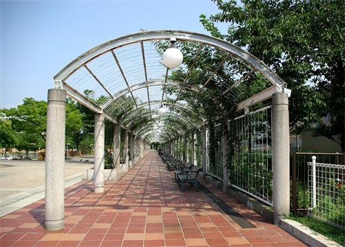 圖例：日本大阪市天王寺公園內一景。