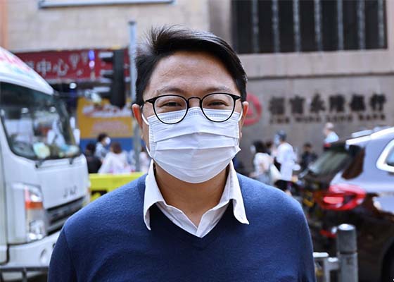 香港再現污衊展板 稱受深圳共產黨指使