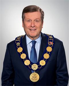 '圖1：加拿大多倫多市的市長約翰﹒托裏（John Tory）向法輪大法學會發出賀信，代表多倫多市議會恭賀法輪大法傳世29週年。'