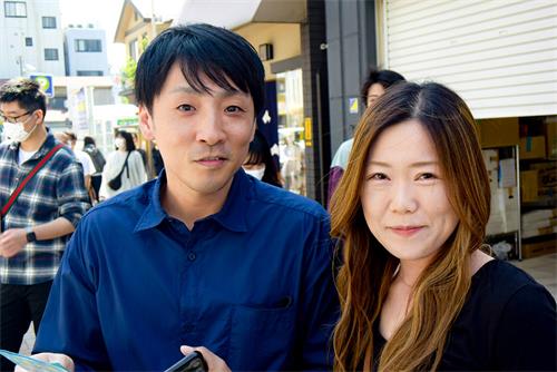 圖4：田中先生（左）和女友