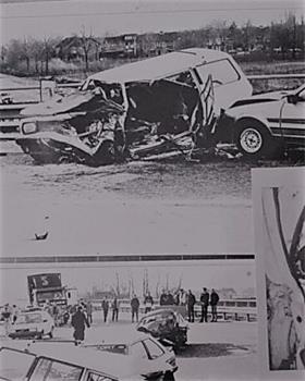 '圖5：安還保留著三十多年前她遭遇車禍時的場景照片。'